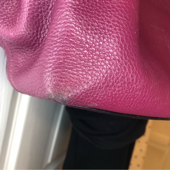Kate Spade large leather hobo shoulder bag, raspberry pink with champagne lining - Picture 7 of 14